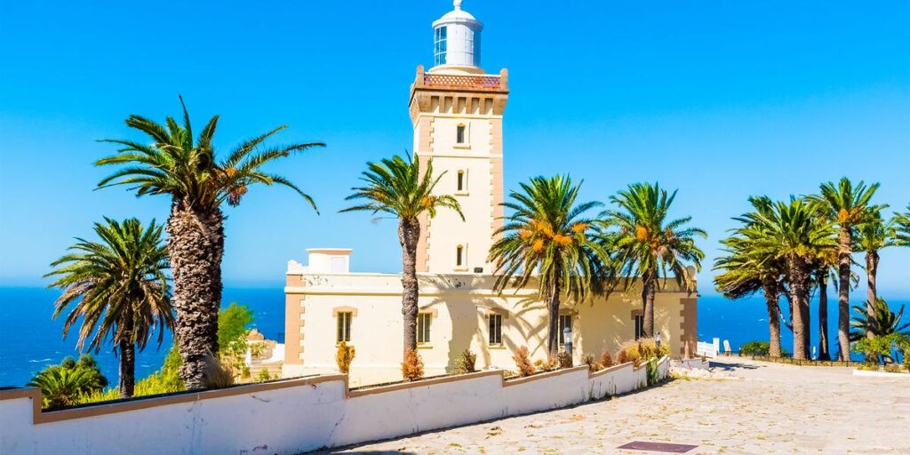 بمعدلات حرارة اربعينية.. طنجة تواجه واحدة من أسخن مواسم الصيف في ذاكرتها المناخية