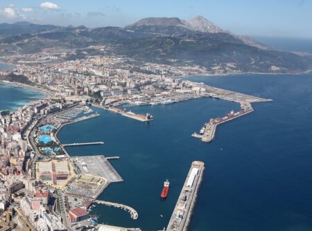 بعد أكثر من ستة قرون على الغزو الإيبيري.. سبتة ما زالت تتنفس تراب المغرب