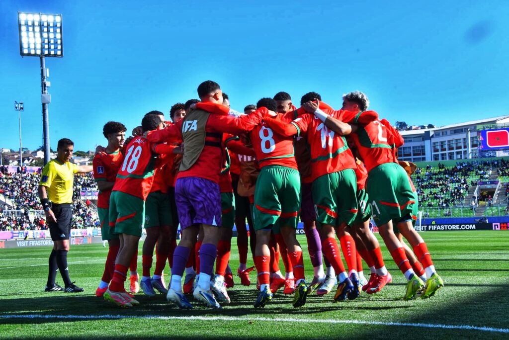 الكاف يصف تأهل المغرب إلى نهائي مونديال الشباب بـ”الانتصار الرمزي والتاريخي”