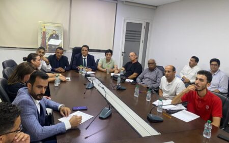 لقاء تواصلي في طنجة يجمع حزب الأحرار وفاعلين صحيين لبحث تطوير المنظومة الوطنية