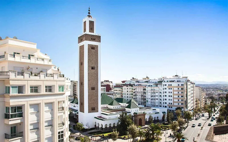 طنجة بين الغيوم والشمس: حالة الطقس المتوقعة غدًا