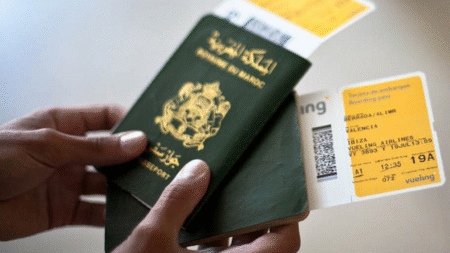 الجواز المغربي يصعد إلى المرتبة 65 عالميا ويتيح دخول 72 دولة دون تأشيرة