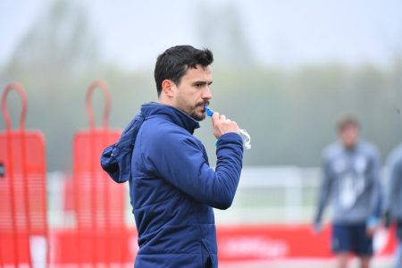 ساكرامنتو: “أتطلع بشغف للعمل مع أحد أفضل الأجيال في تاريخ الكرة المغربية”