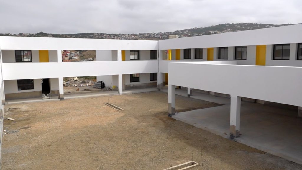 تعزيز العرض التربوي بطنجة بإطلاق مشروع بناء الثانوية التأهيلية “طريق المطار”