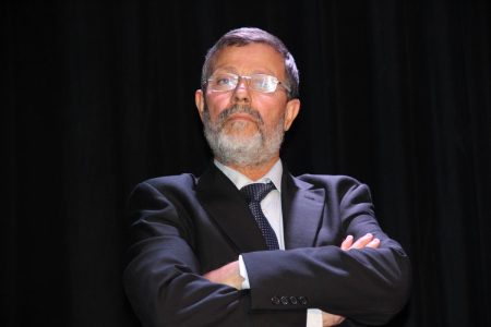 القضاء يحكم ببراءة محمد السيمو من تهم اختلاس وتبديد أموال عمومية