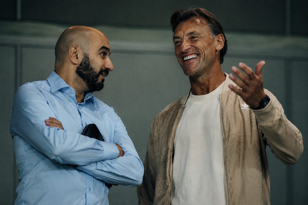 مدربون قادوا المنتخب المغربي في المونديال.. تجارب تتباين في الخيارات والأساليب والطموحات