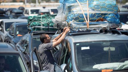 خط طنجة-طريفة يسجل نموا مزدوجا وطنجة المتوسط يستقبل نصف سيارات عملية مرحبا