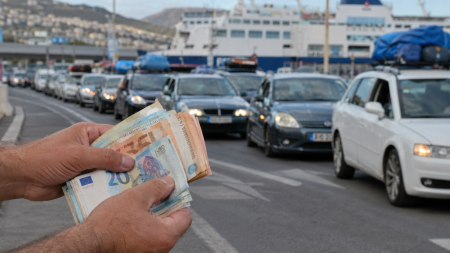 تحويلات المغاربة وعائدات السفر تدعم رصيد العملة الصعبة بالمغرب خلال 5 أشهر