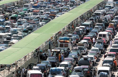 الجزيرة الخضراء تتحول إلى الحلقة الأضعف في عبور المغاربة نحو طنجة المتوسط
