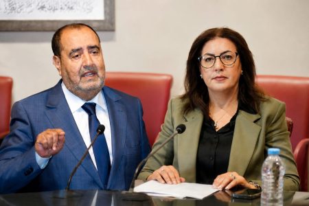 الدمناتي تدير ظهرها لتمثيليتها بجماعة طنجة وتبحث عن حزب يعيدها للبرلمان