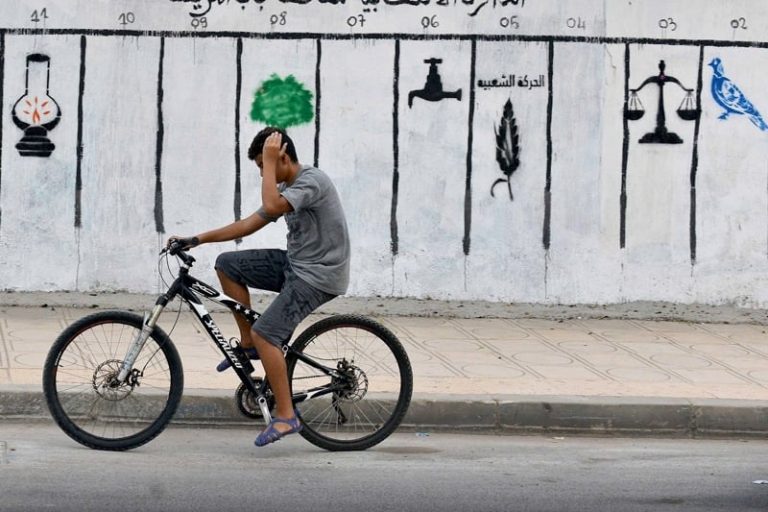 استعدادا للاقتراع.. تعليق الدراسة بمؤسسات تعليمية تحتضن مكاتب التصويت بطنجة وأصيلة