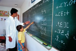 تعميم تدريس الأمازيغية على المحك بمديريات الشمال وسط رفض نقابي للحلول الارتجالية