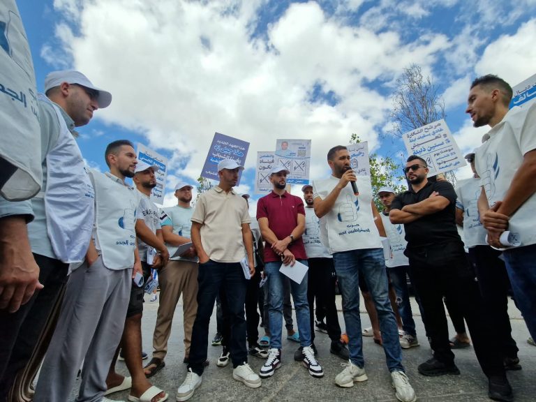 تواصل مباشر وحضور في الأحياء.. العباس يكثف حملته بطنجة