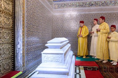 الملك محمد السادس يترأس إحياء الذكرى الـ28 لوفاة والده الحسن الثاني