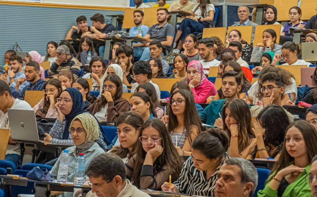 هل يعاني طلبة طنجة صعوبات في الانتباه؟ دراسة علمية تقدم أرقاماً لافتة