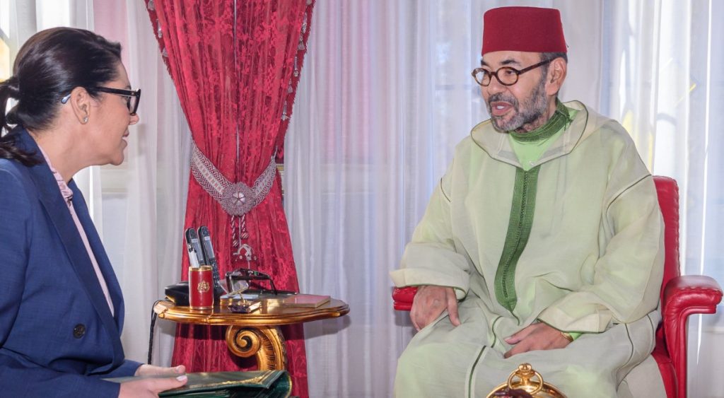 الملك يشدد على جدية الأداء الحكومي بعد أيام من مطالبته بنقل الصلاحيات والموارد إلى الجهات