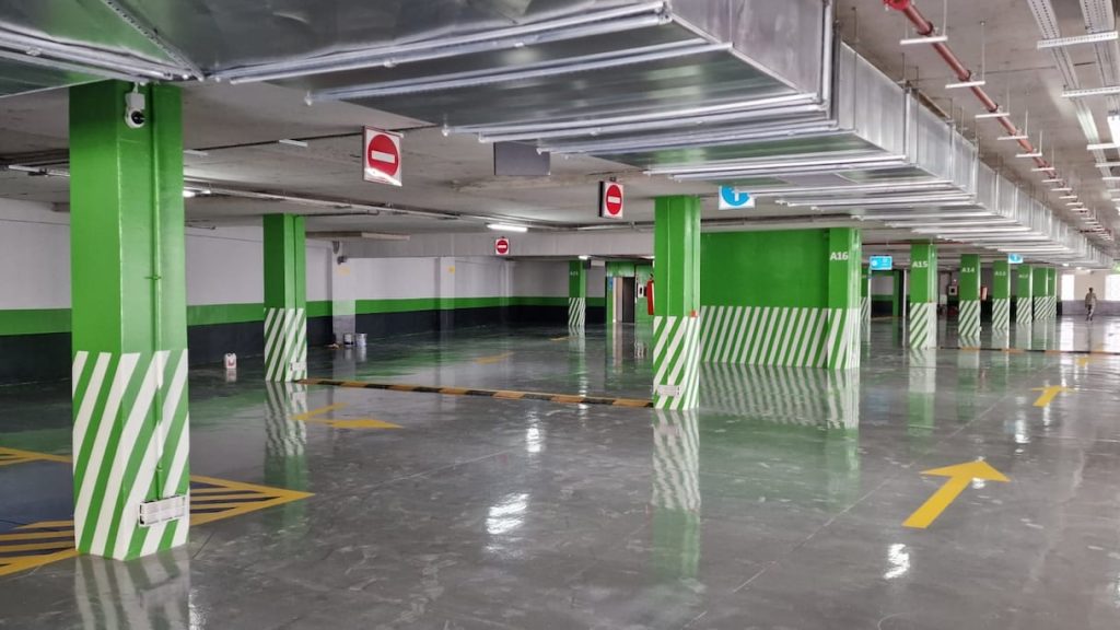 طنجة توسع شبكة مواقف السيارات بـ9 مشاريع جديدة في مواقع استراتيجية